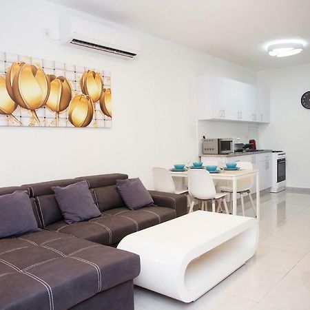 בת ים Apartments4You Maya מראה חיצוני תמונה