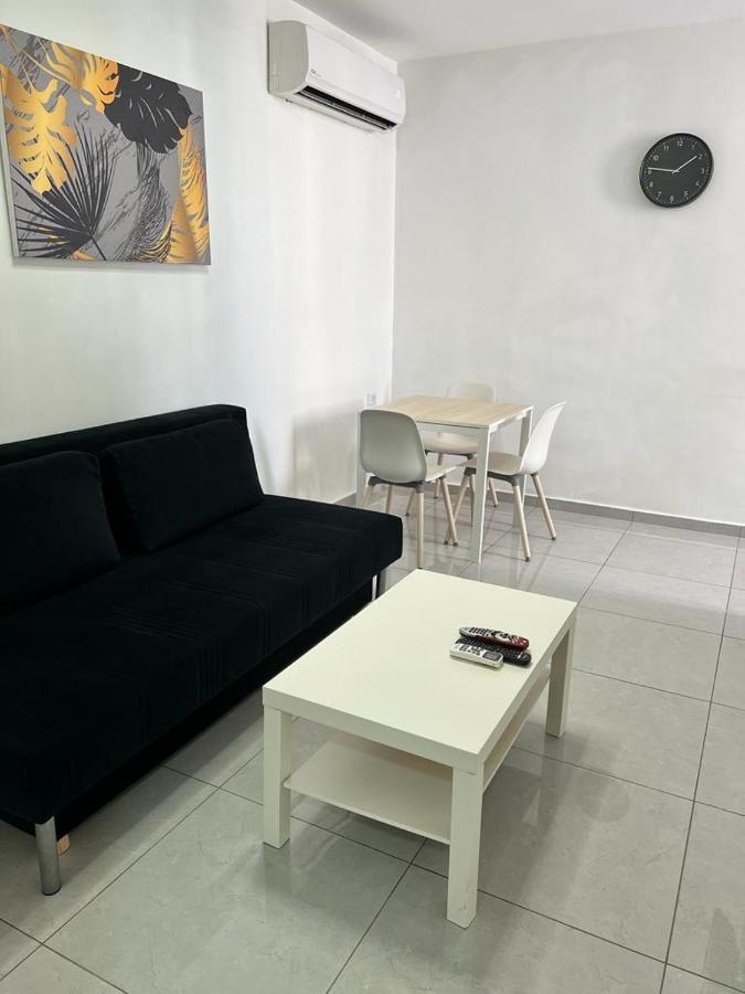 בת ים Apartments4You Maya מראה חיצוני תמונה