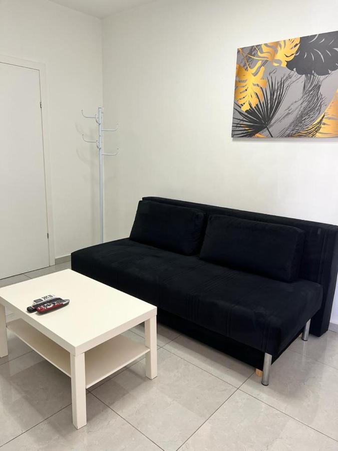 בת ים Apartments4You Maya מראה חיצוני תמונה